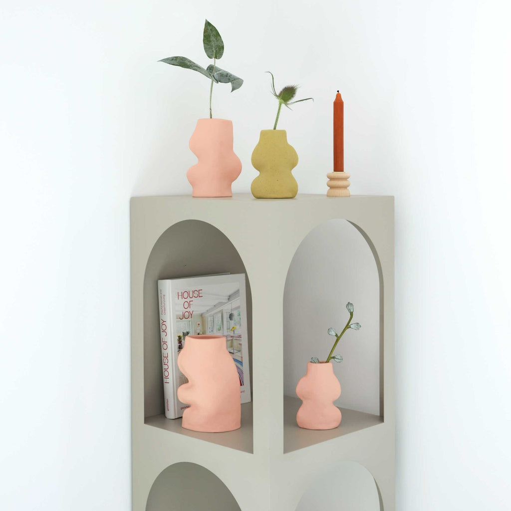 Fluxo Keramikvase Medium Pink – Handgemachte Vase aus Portugal 10x6x17cm – Moderne Deko Blumenvase Keramik – FSC Verpackung – Elegantes Wohnaccessoire