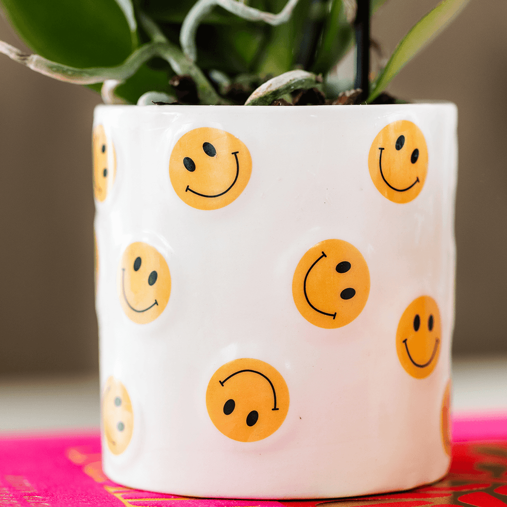 Smiley Übertopf Ø6cm – fröhlicher Mini Blumentopf mit gelben Smileys – Pflanztopf für Sukkulenten, Kakteen & Stecklinge – Pot