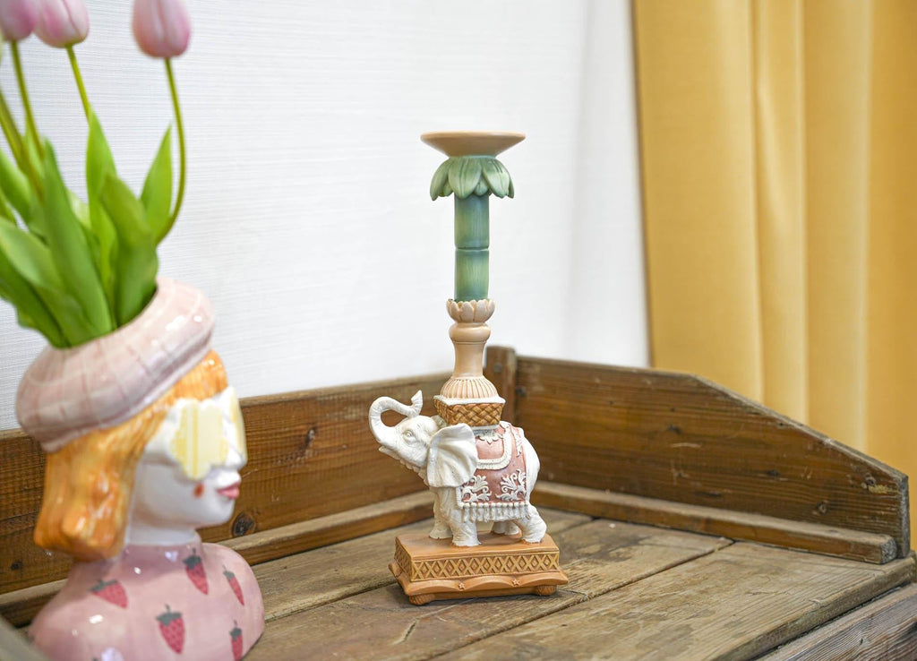 Kerzenständer Elefant Rosa/Grün – Polyresin – 34,5cm – Exotische Deko für Tisch, Sideboard & Fensterbank – Plant