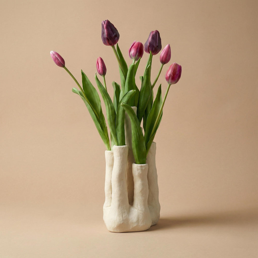 Tulip Touch Kunstblumen Set – Künstliche Tulpen mit Design Mehrfach – Vase – Rot Violett – Keramikvase mit 6 Öffnungen