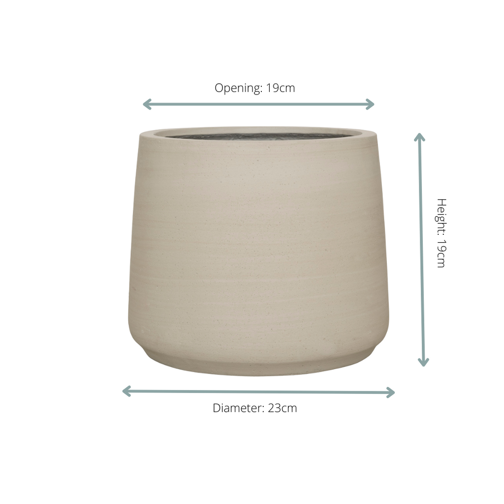 Pflanzgefäß Jumbo Patt Beige Washed – D23xH19cm – Blumentopf in Beton – Optik – Stilvoller Pflanzkübel für Innen & Außen – Plant