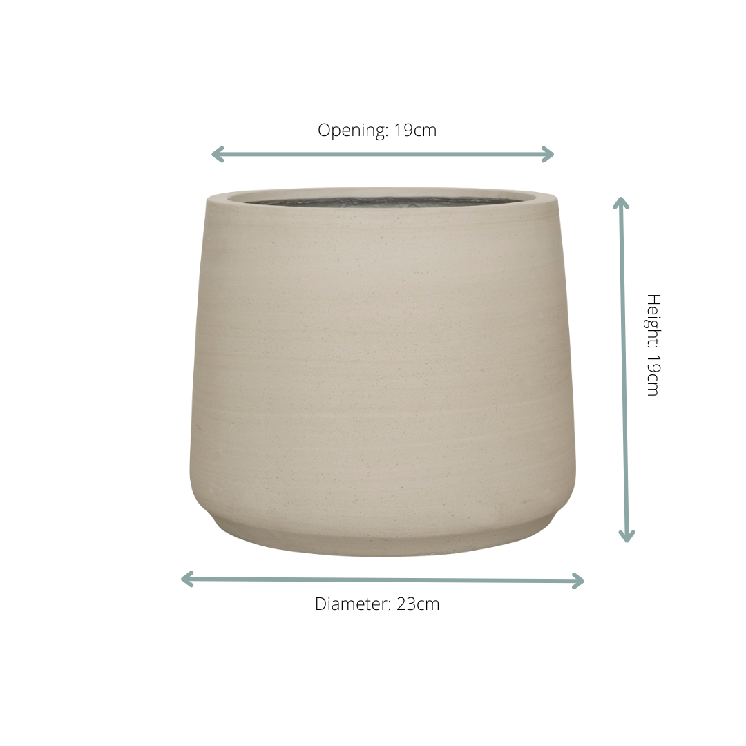 Pflanzgefäß Jumbo Patt Beige Washed – D23xH19cm – Blumentopf in Beton – Optik – Stilvoller Pflanzkübel für Innen & Außen – Plant