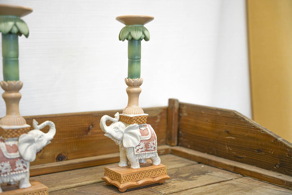 Kerzenständer Elefant Rosa/Grün – Polyresin – 34,5cm – Exotische Deko für Tisch, Sideboard & Fensterbank – Plant