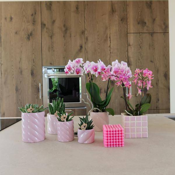 Candy Dekotopf – Hoch – Rosa – Ø9cm – Keramik Übertopf – Runde Form – Farbenfrohes Design – Für Zimmerpflanzen & Orchideen – Plant