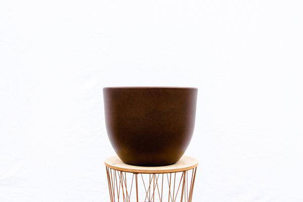 Pflanztopf Eggy – Bronze – D65cm x H51cm – Blumentopf in Ei – Form – Mit Wasserablauf – Für Innen – & Außenbereiche – Dekotopf für große Zimmer – Plant