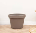 Topf Lira Tortora – Ø75cm x 68cm hoch – Moderner Pflanztopf in elegantem Tortora – Robust & vielseitig für Garten & Innenbereich – Plant