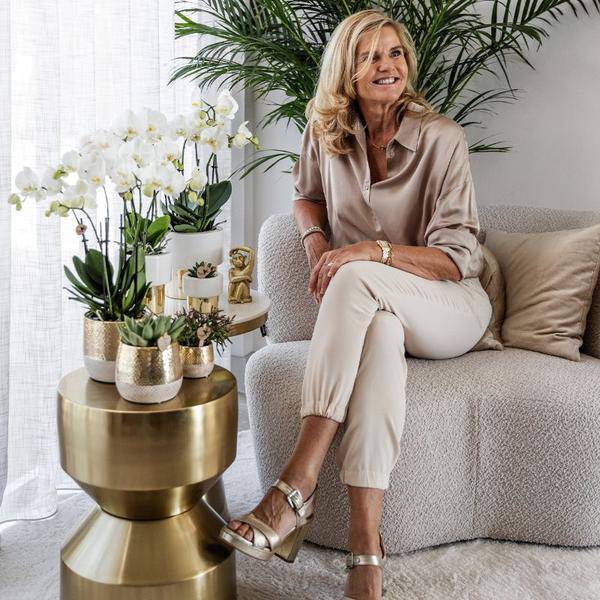 Elite Pflanztopf Gold Ø12cm – glänzender Keramik Übertopf – luxuriöser Blumentopf für Zimmerpflanzen & Kräuter – Topf für Fensterbank, Tisch & Regal – Plant